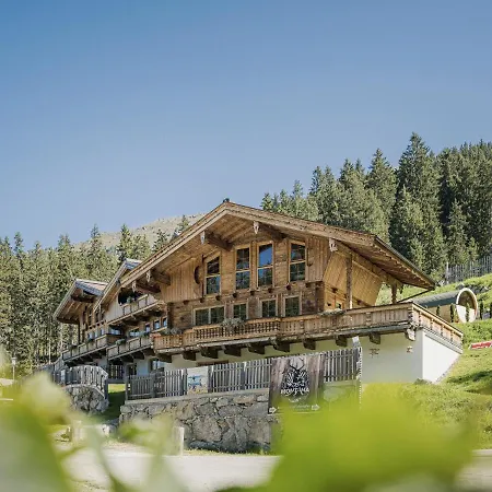 بيت للعطل Appart - Chalet Montana *